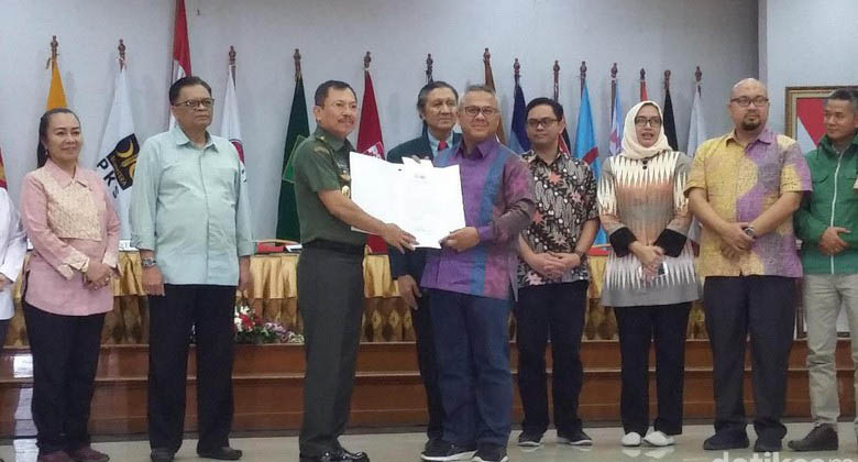 Prabowo-Sandiaga dan Jokowi-Ma'ruf Lolos Tes Kesehatan